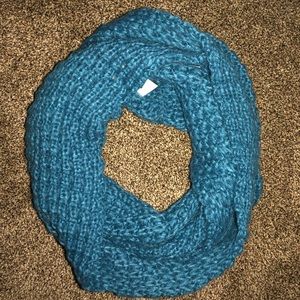 Aero scarf